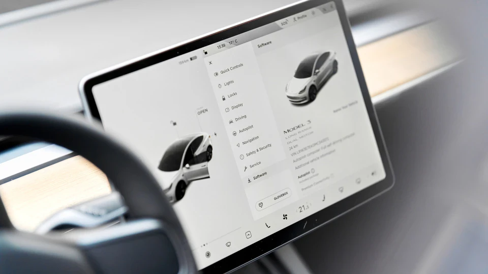 Tesla Model 3 2