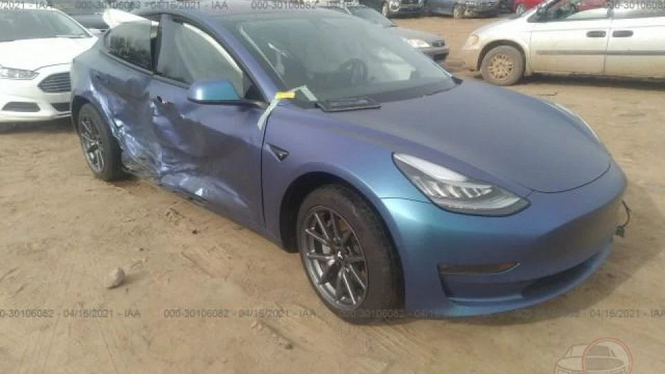 Tesla Model 3 2