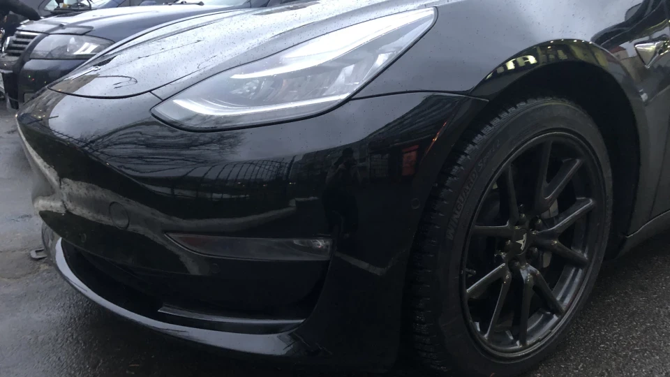 Tesla Model 3 2