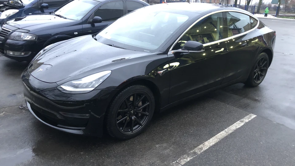 Tesla Model 3 3