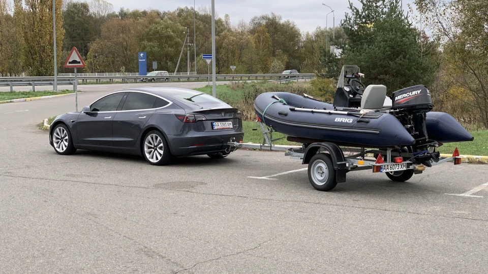 Tesla Model 3 Perf 5