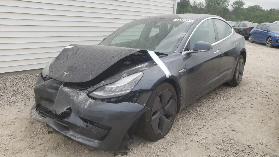 Tesla Model 3 stealth performance