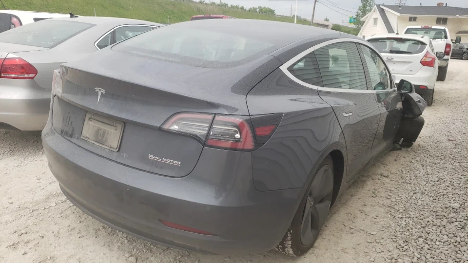 Tesla Model 3 stealth performance 3