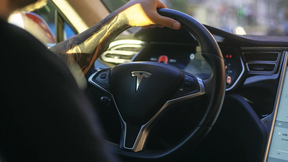 Tesla Model S 2