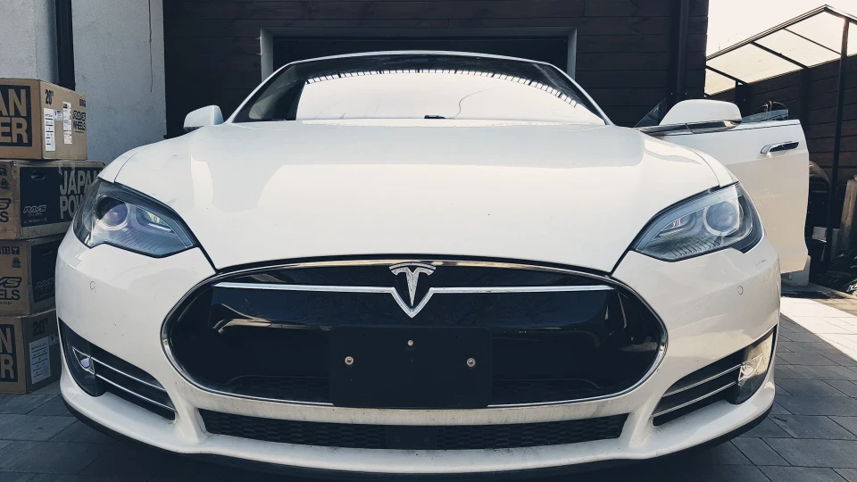 Tesla Model S 75D 2