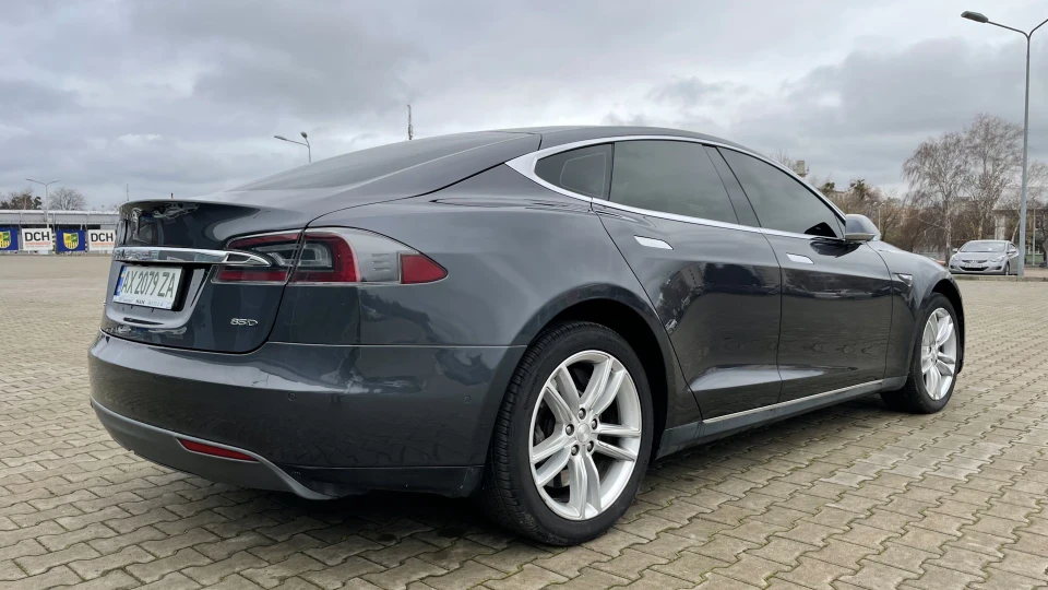 Tesla Model S Grey Shadow 5