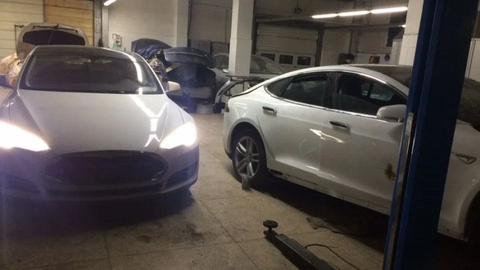 Tesla Model S p85d тепер Ludicrous