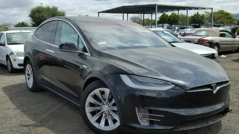 Tesla Model X 60->75->100D 3