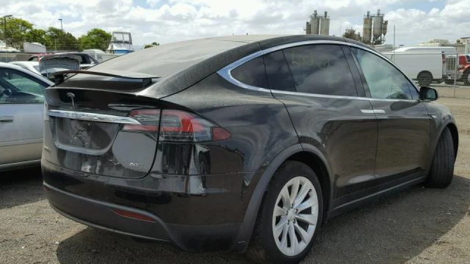Tesla Model X 60->75->100D 4