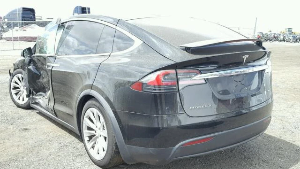Tesla Model X 60->75->100D 5