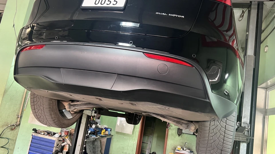 Tesla Model Y 82 kwt 4