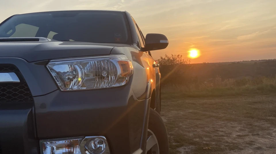 Toyota 4Runner GRAYSCALE