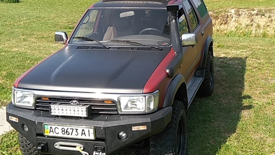 Toyota 4Runner Червоний Дракон