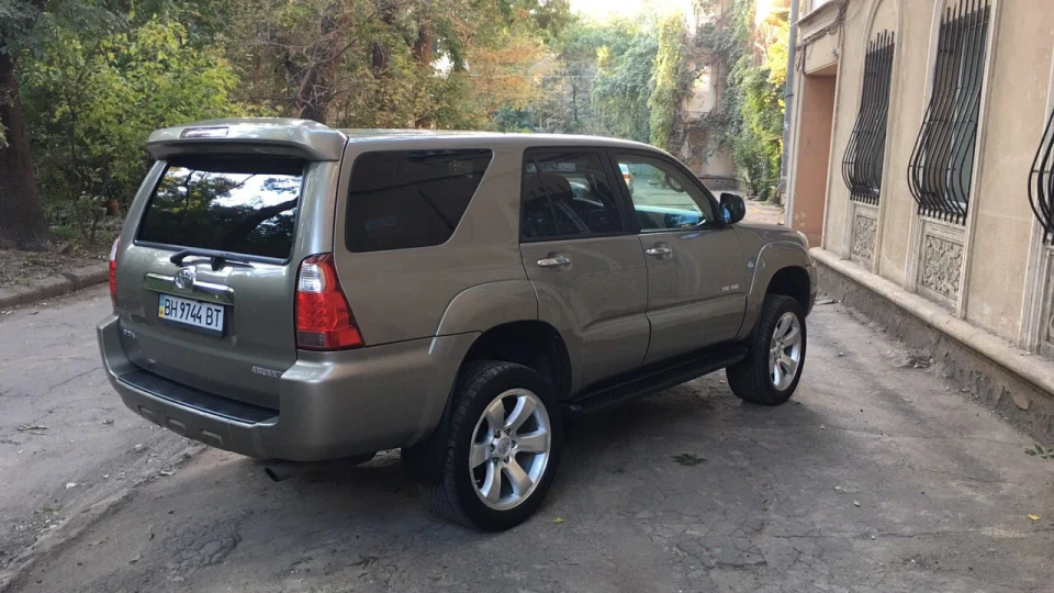 Toyota 4Runner SR5 4.0I 4WD 4