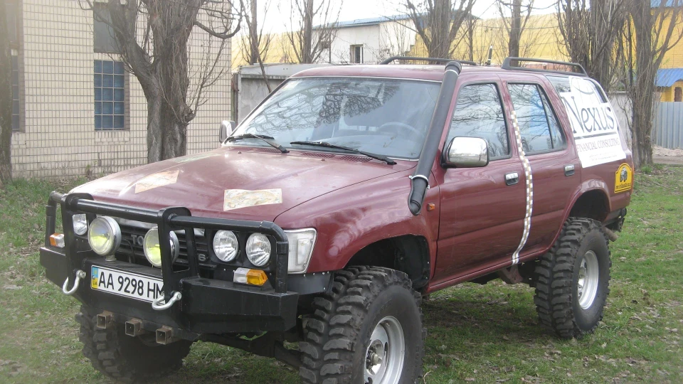 Toyota 4Runner Трасапрокладач