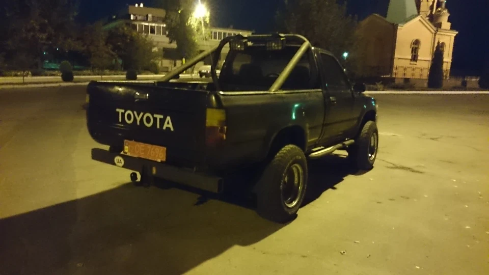 Toyota 4Runner truck 3