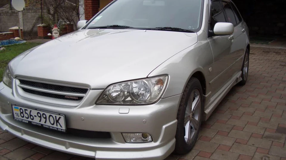 Toyota Altezza 4