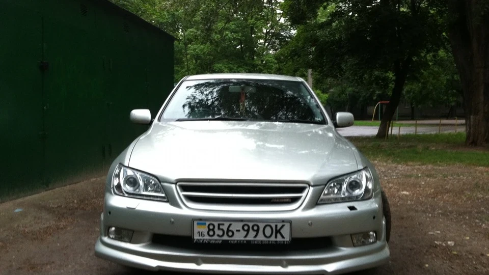 Toyota Altezza Gita 3.0