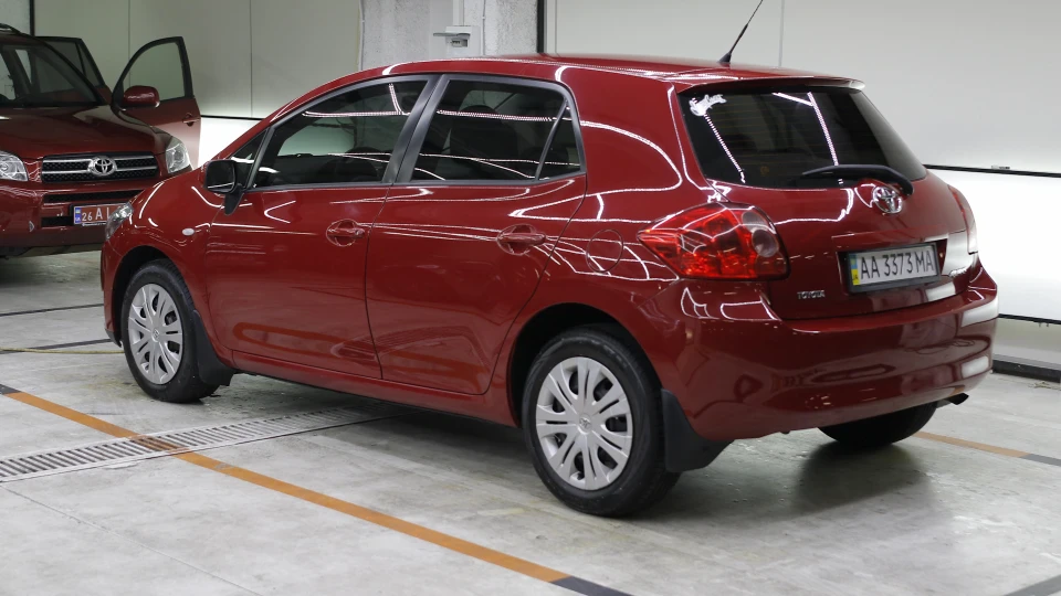 Toyota Auris 2