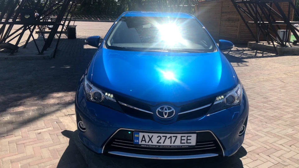 Toyota Auris 2