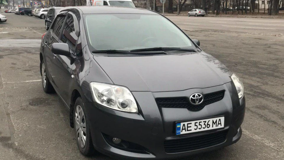 Toyota Auris 2
