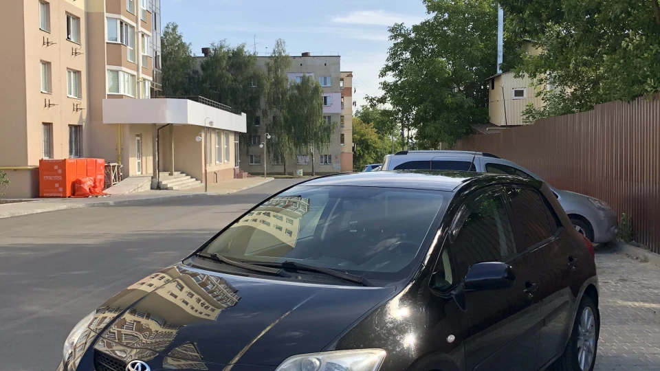 Toyota Auris 5