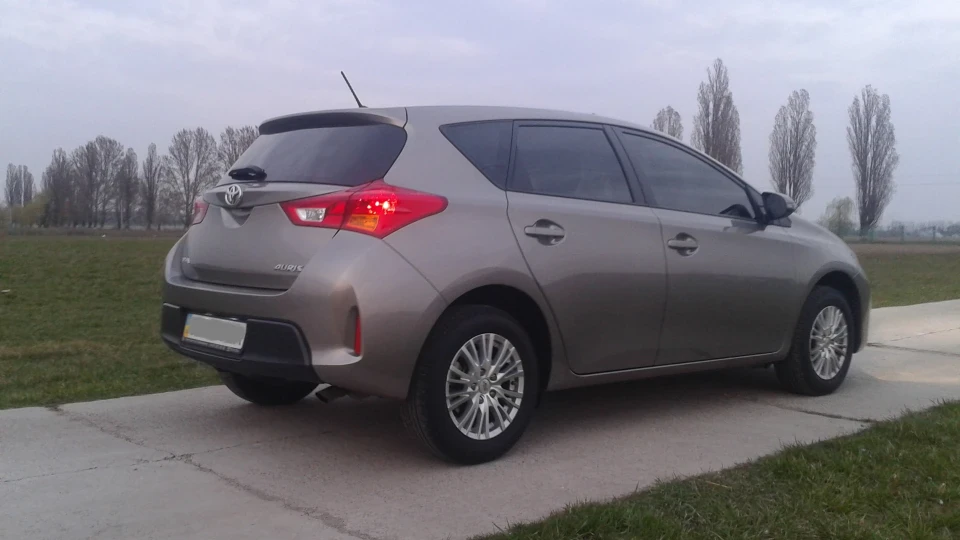 Toyota Auris 4