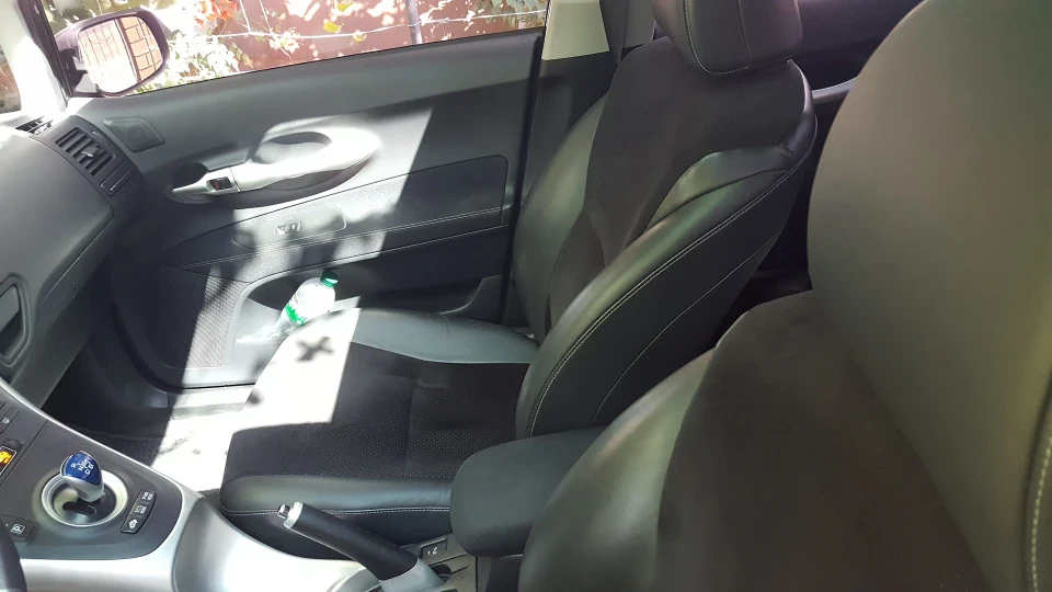 Toyota Auris 1.8 Hybrid 5