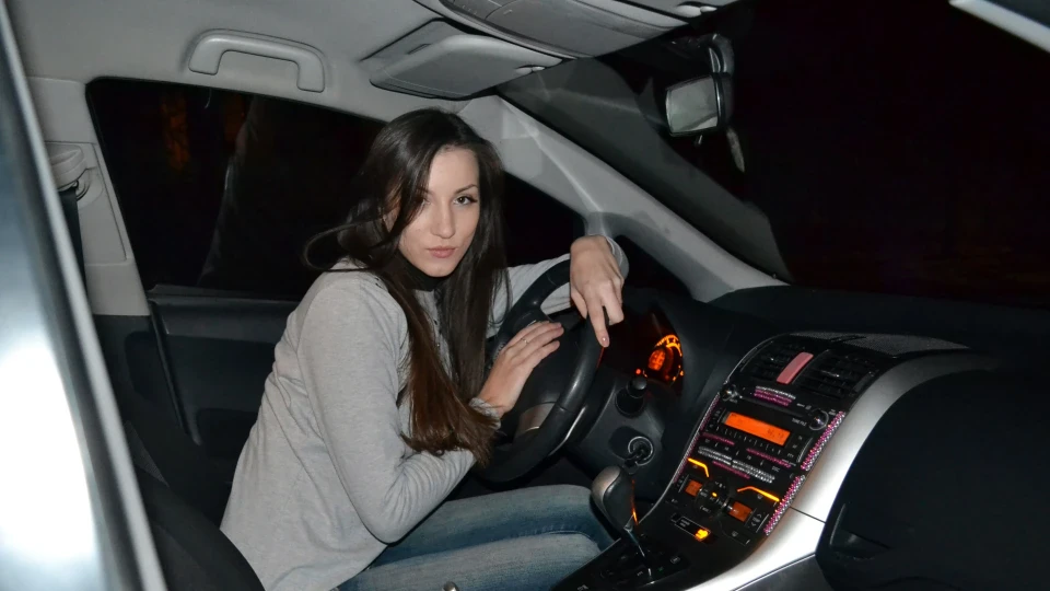 Toyota Auris Колір Зелено-Синій 2