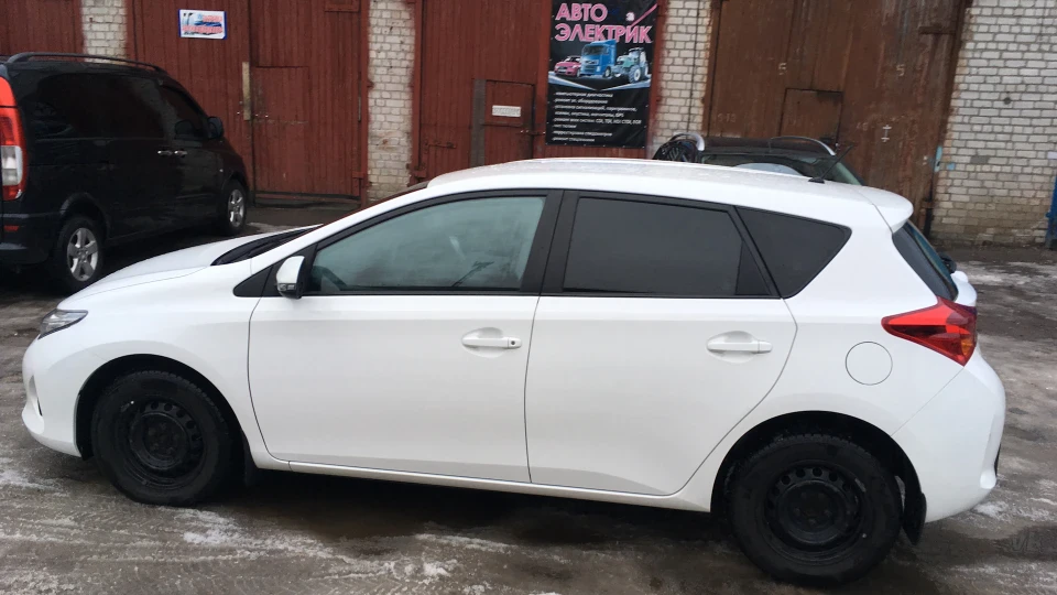 Toyota Auris Двигун 1,33, МТ-6