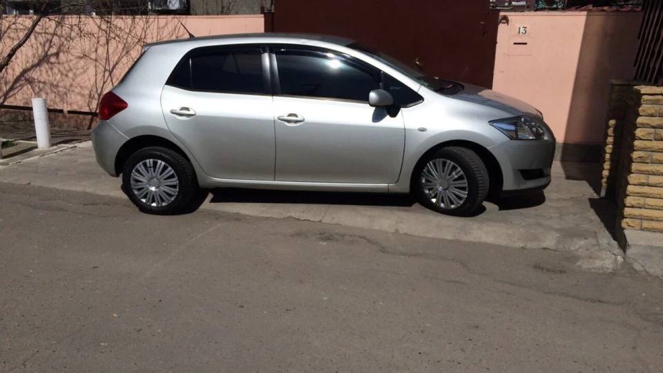 Toyota Auris Японська комашка))) 2