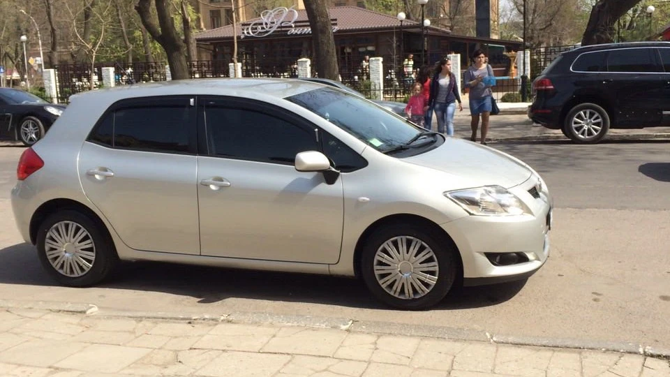Toyota Auris Японська комашка))) 4