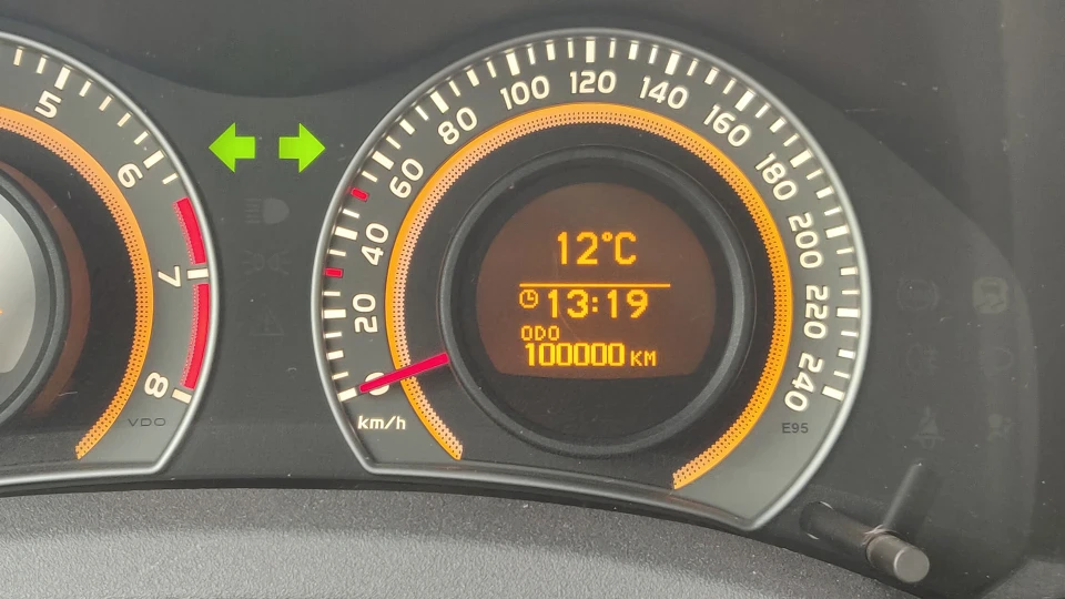 Toyota Auris Красуня) 2