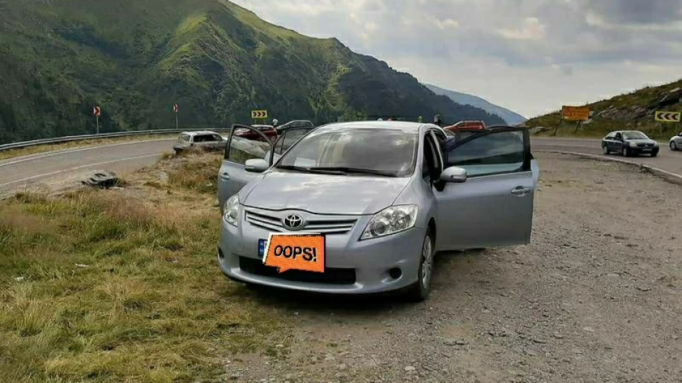 Toyota Auris Небесна 2