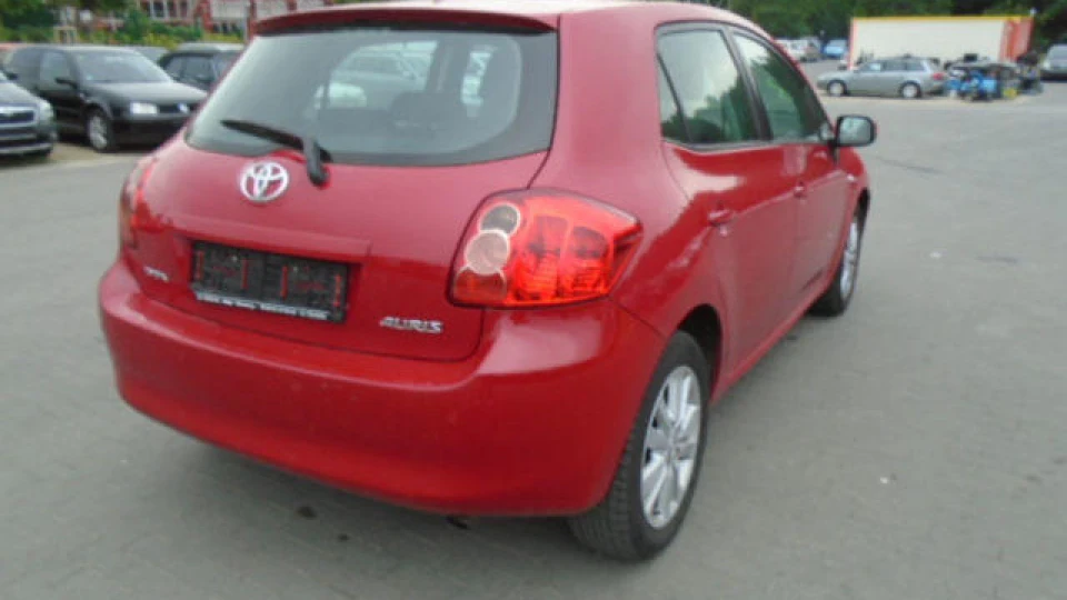 Toyota Auris ТЕРРА на частини 2