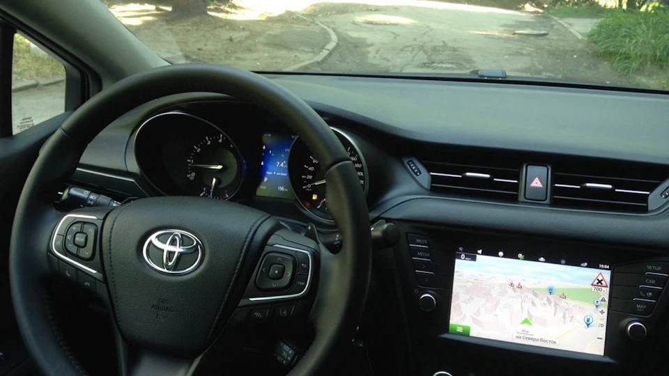 Toyota Avensis 5