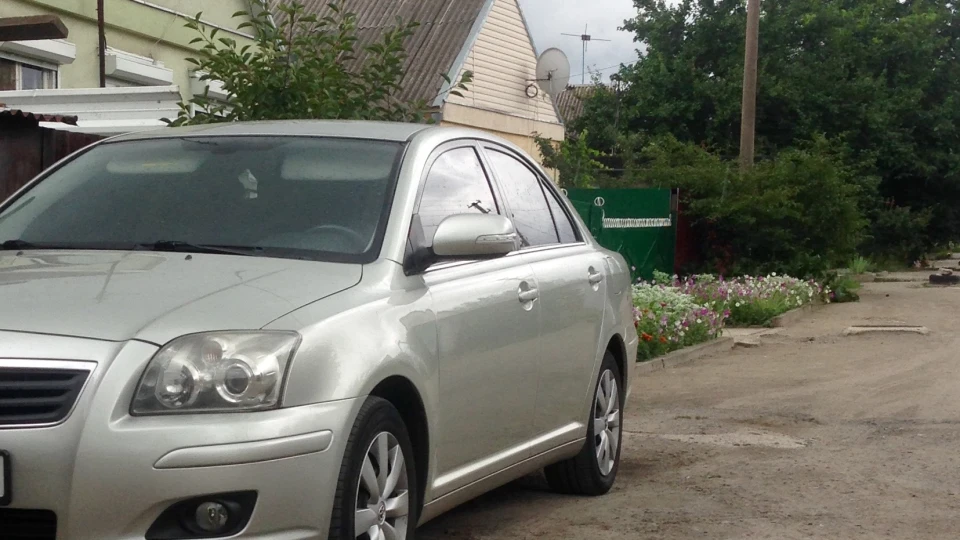 Toyota Avensis 3
