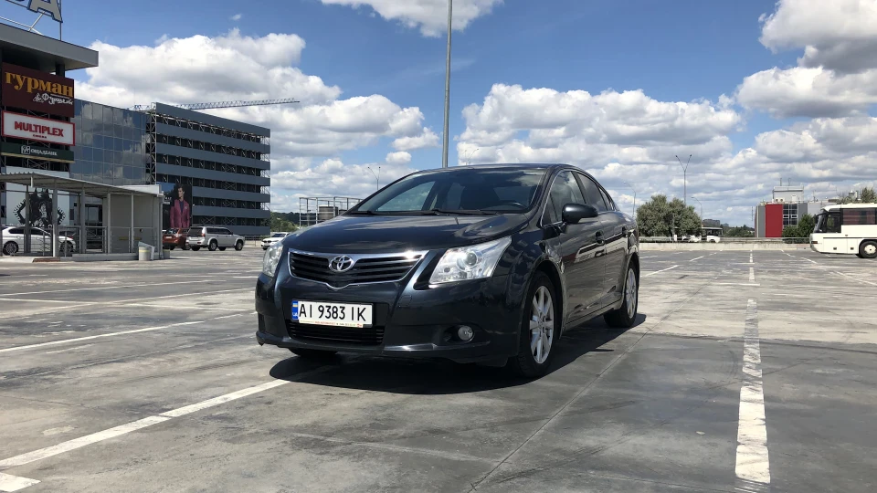 Toyota Avensis 5