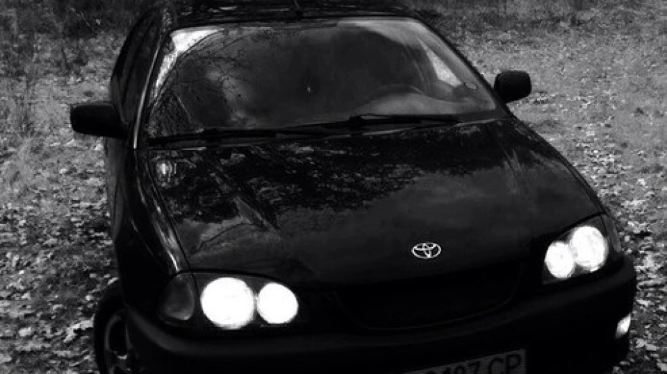 Toyota Avensis 2