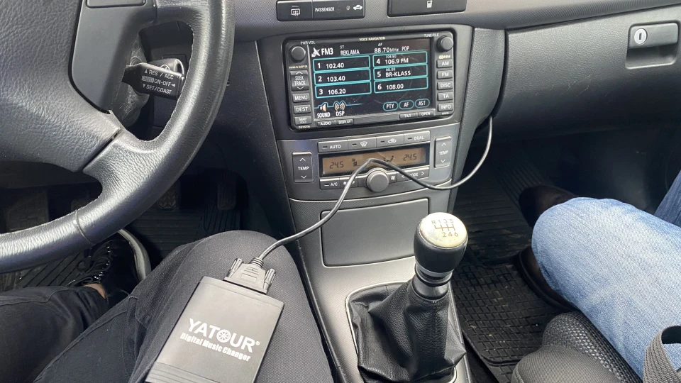 Toyota Avensis 4