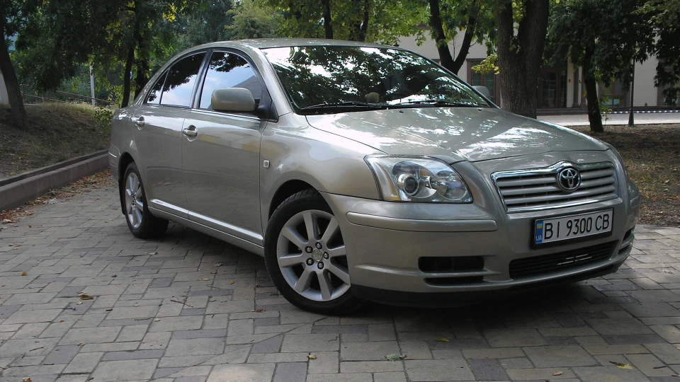 Toyota Avensis 5