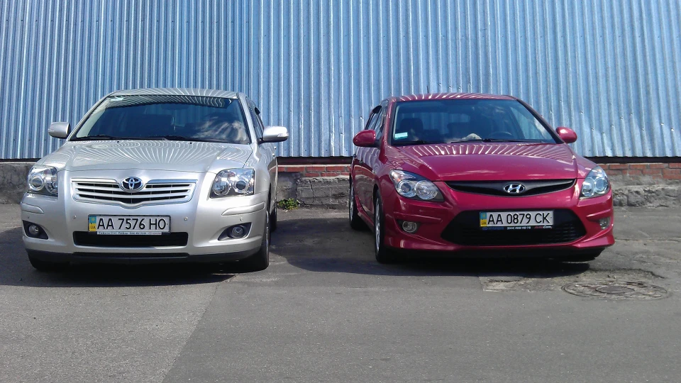 Toyota Avensis 2