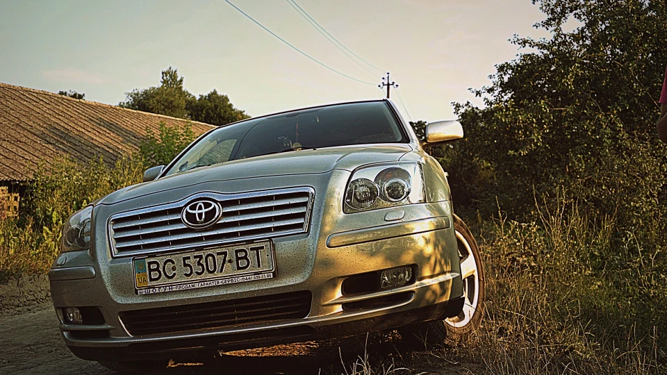Toyota Avensis 5