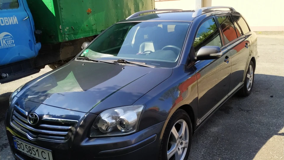 Toyota Avensis 3