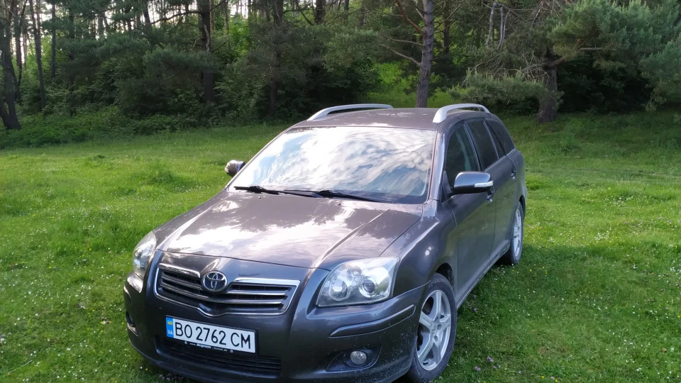 Toyota Avensis 4