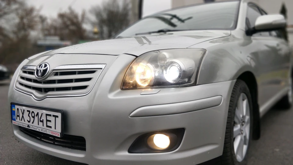 Toyota Avensis 3