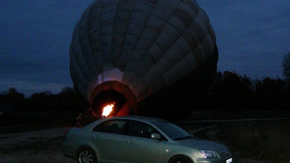 Toyota Avensis 2