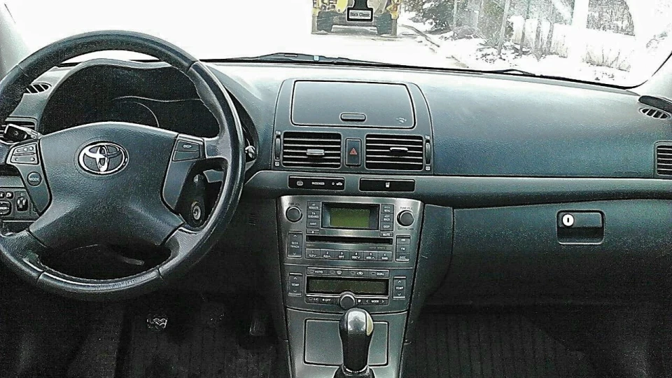 Toyota Avensis 3