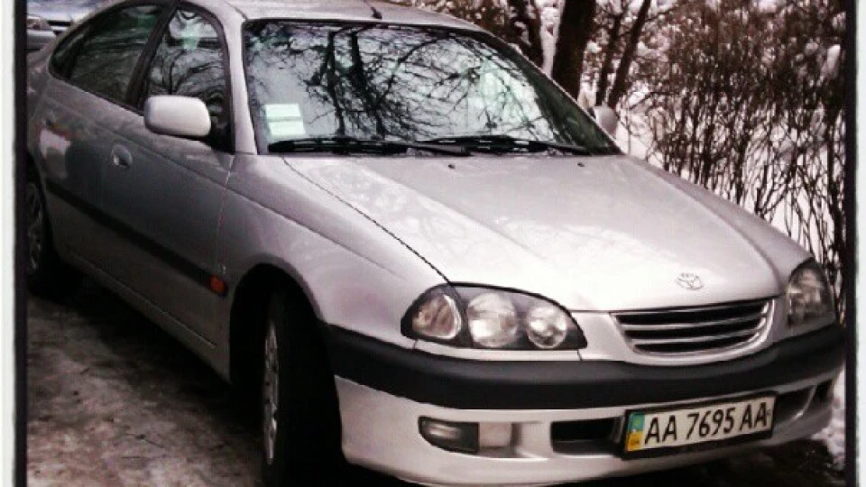 Toyota Avensis 2