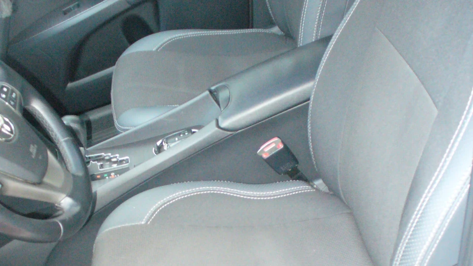 Toyota Avensis 5
